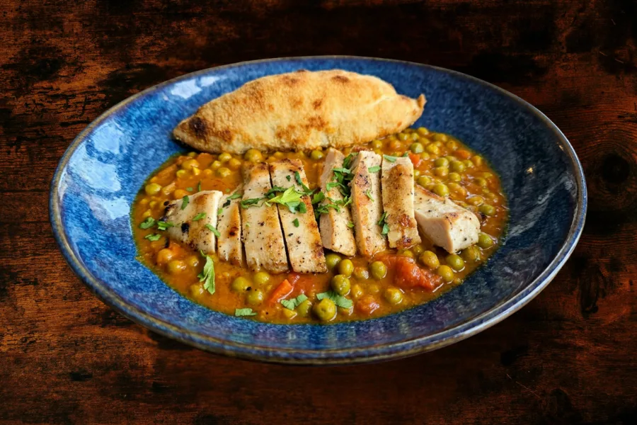 Pea Stew with Roasted Chicken Fillet and Flatbread